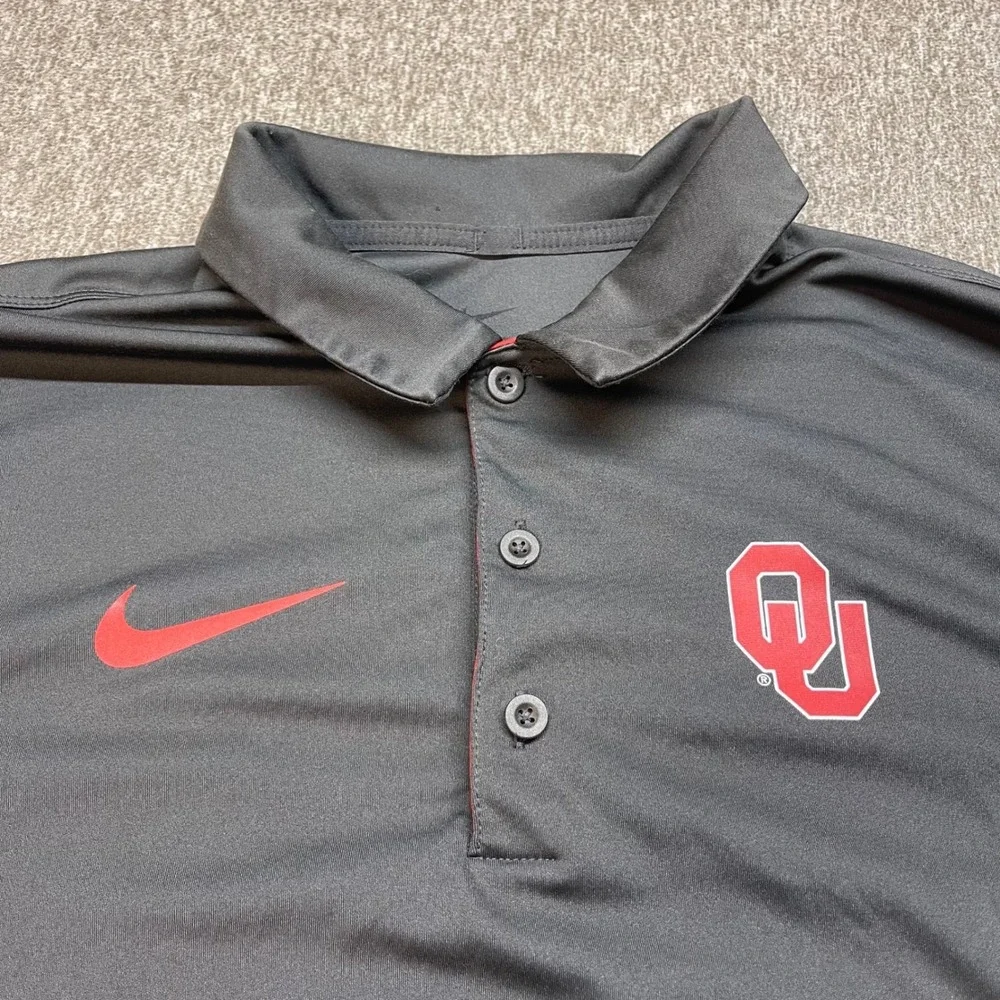 Oklahoma Sooners OU Nike Dri Fit Polo Shirt Mens Medium Gray Red Golf Athletic